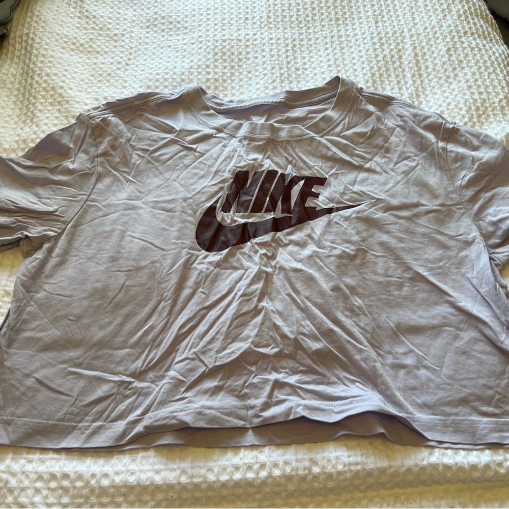 Purple cropped boxy Nike shirt